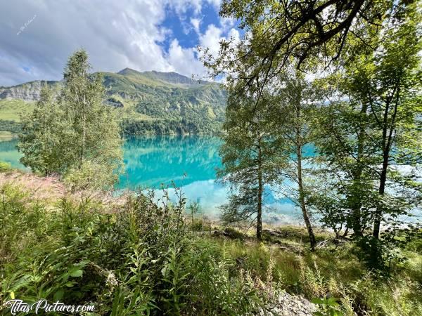 Photo Lac de Roselend : C’est vraiment incroyable cette couleur que peut avoir le Lac de Roselend 🤭😧😍c, Tita’s Pictures, Les Alpes, Lac de Roselend, Beaufortin, Savoie