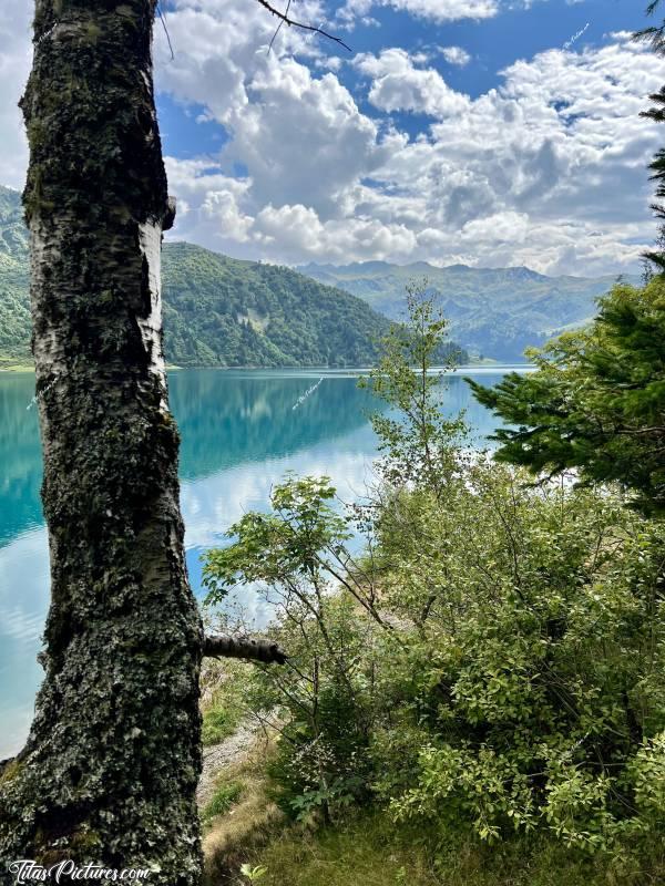 Photo Lac de Roselend : Encore une photo de mon Lac préféré: le Lac de Roselend dans le Beaufortin 😍🥰c, Tita’s Pictures, Les Alpes, Lac de Roselend, Beaufortin, Savoie