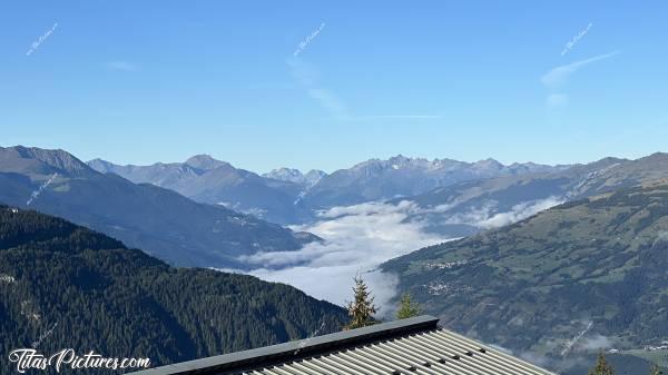 Photo La Rosière  : C’est marrant ce fleuve de nuages 👍🏻😍 Mais ça signifie que moi j’avais du soleil, mais ceux qui sont en bas, n’en avaient pas 🤭😅c, Tita’s Pictures, La Rosière, Les, Alpes, Montagnes